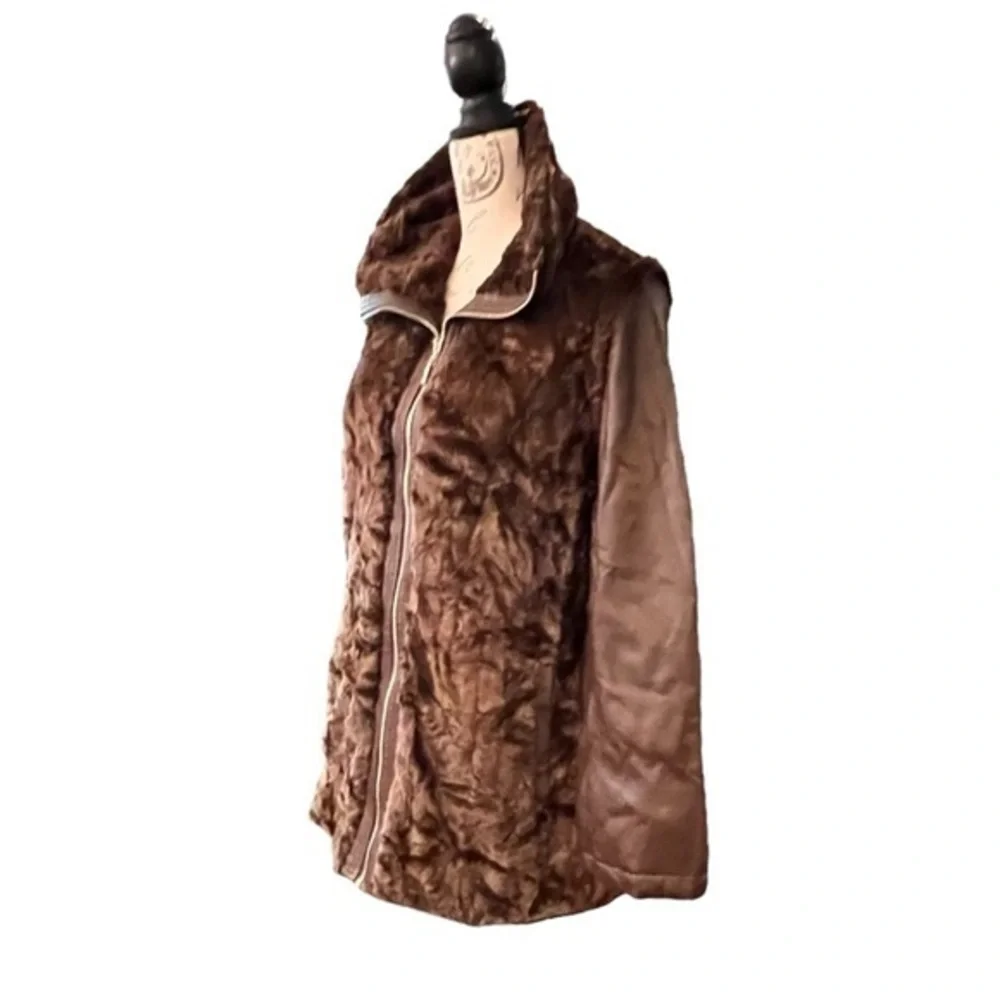 NWOT Dennis Basso Sterling Brown Faux Fur Jacket 2‎ in 1 Zip-Off Sleeve XS COZY